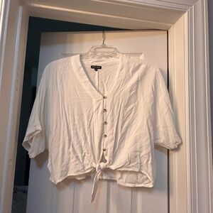 ☀️3/$10☀️ Style Envy White Button-Up Blouse medium
